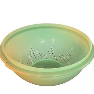 Vintage Tupperware Green Footed Colander Strainer